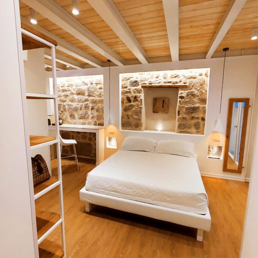 In Centro Da Viola - Eco Design Rooms Olbia Ngoại thất bức ảnh