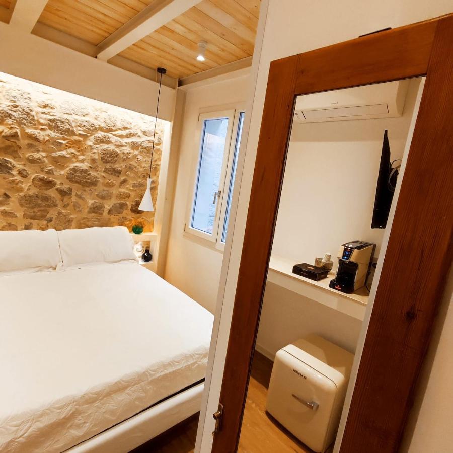 In Centro Da Viola - Eco Design Rooms Olbia Ngoại thất bức ảnh