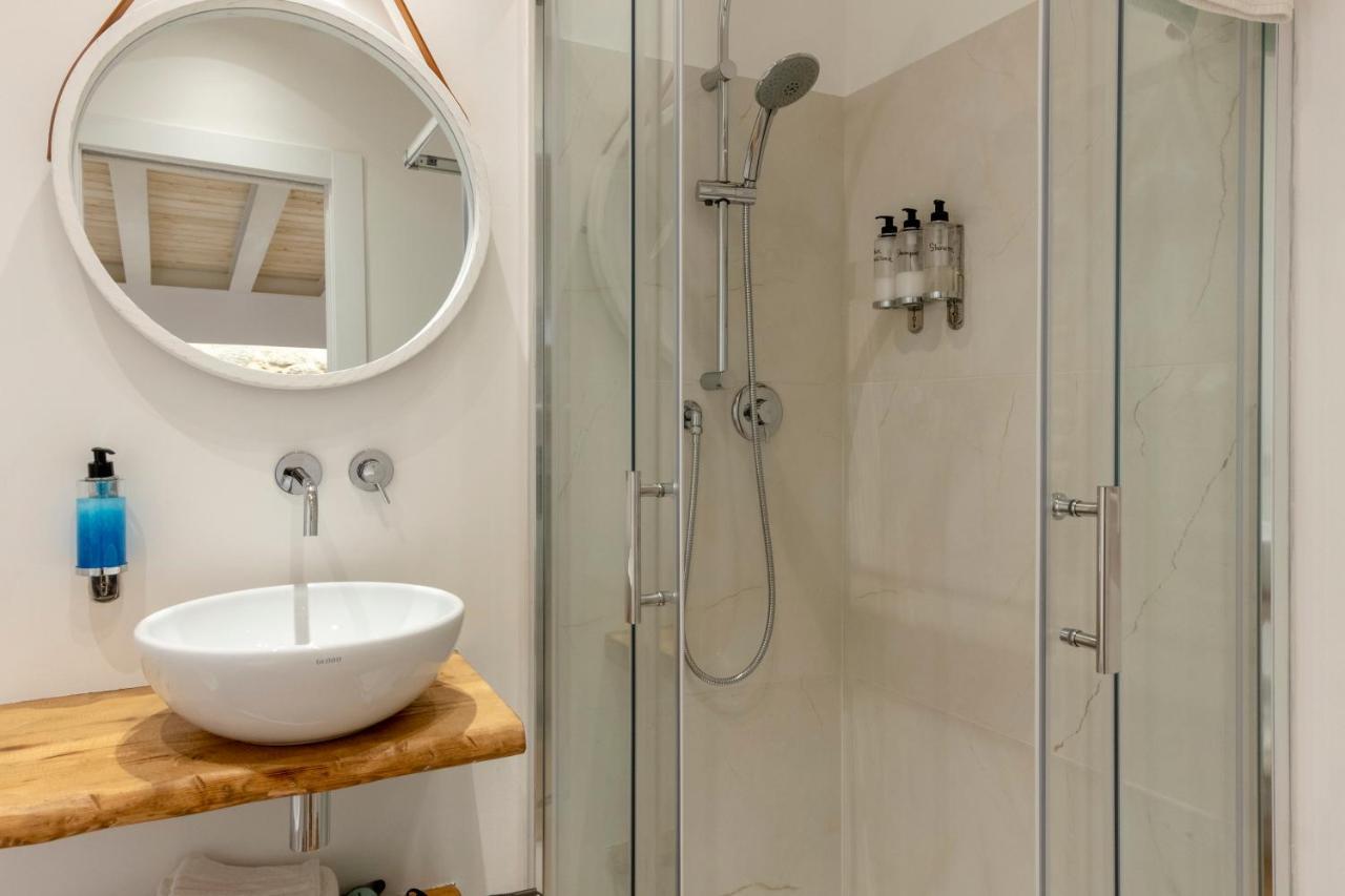 In Centro Da Viola - Eco Design Rooms Olbia Ngoại thất bức ảnh