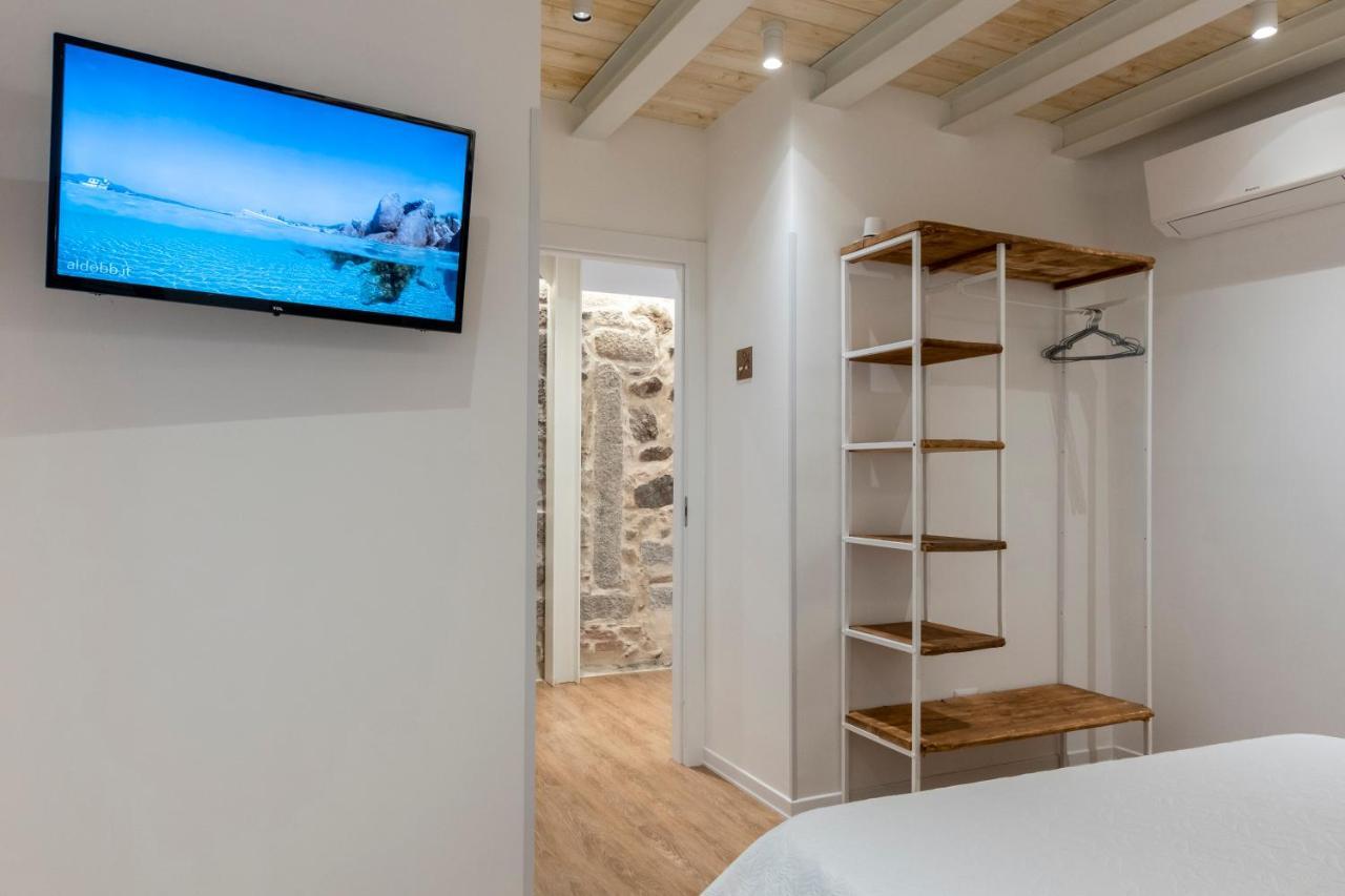 In Centro Da Viola - Eco Design Rooms Olbia Ngoại thất bức ảnh